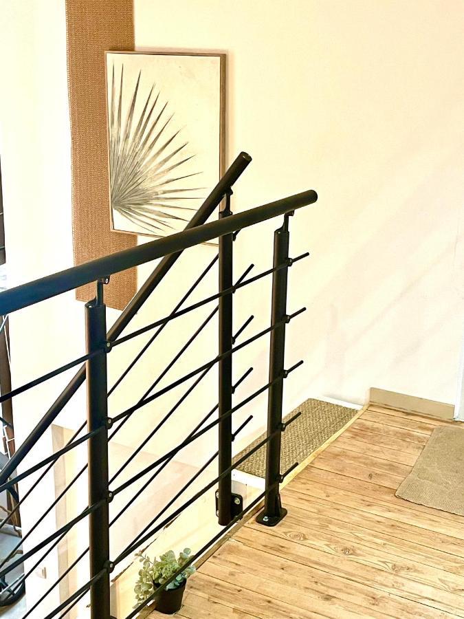 Spacious Loft, Duplex, Old Town, 3 Bedrooms - Easy Check-In Ницца Экстерьер фото