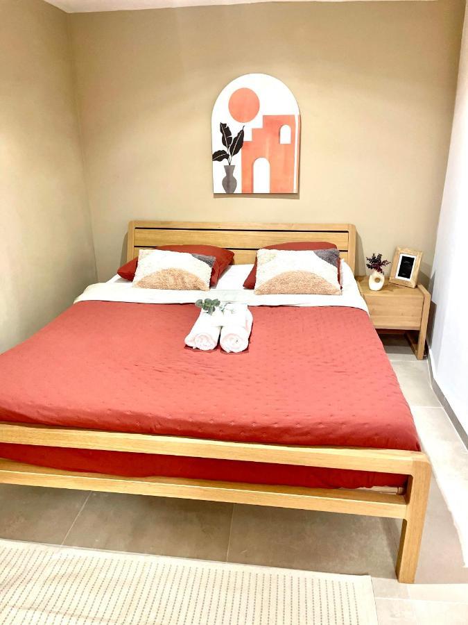 Spacious Loft, Duplex, Old Town, 3 Bedrooms - Easy Check-In Ницца Экстерьер фото